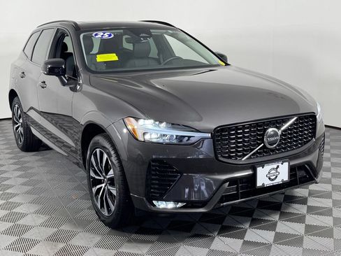 Certified 2025 Volvo XC60 B5 Core w/ Protection Package Premier AWD/4WD image 3