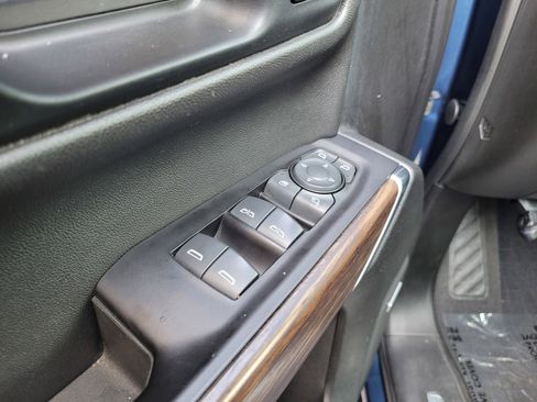 Used 2019 Chevrolet Silverado 1500 High Country image 25