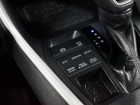 Used 2025 Toyota RAV4 XLE Premium w/ Weather Package AWD/4WD image 22