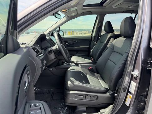 Certified 2021 Honda Pilot Touring image 14