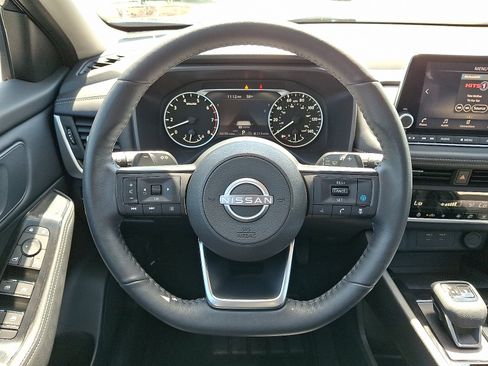 Certified 2024 Nissan Rogue SV w/ SV Premium Package AWD/4WD image 23
