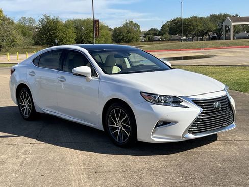 Used 2017 Lexus ES 350 image 8