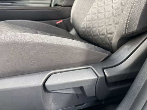 New 2025 Nissan Kicks SV w/ SV Premium Package image 22