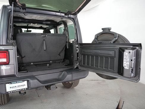 Used 2021 Jeep Wrangler Sport AWD/4WD image 33