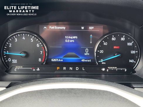 Used 2023 Ford Explorer XLT w/ Equipment Group 202A AWD/4WD image 16