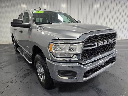 Used 2019 RAM 2500 Tradesman AWD/4WD image 2
