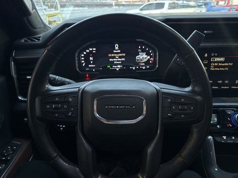 Used 2024 GMC Sierra 3500 Denali Ultimate image 18