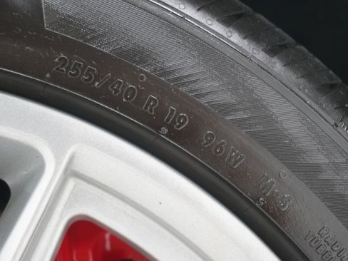 Used 2024 Ford Mustang GT Premium image 30