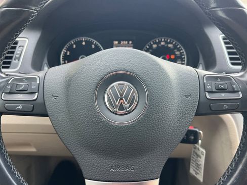 Used 2013 Volkswagen Passat 2.5 SE image 23