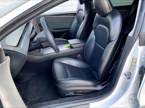 Used 2024 Tesla Model 3 Standard Range RWD image 23