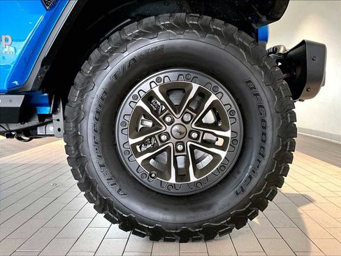 Used 2024 Jeep Wrangler Unlimited Rubicon 392 image 14