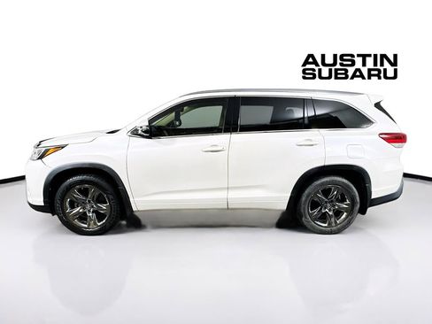 Used 2019 Toyota Highlander Limited Platinum image 4