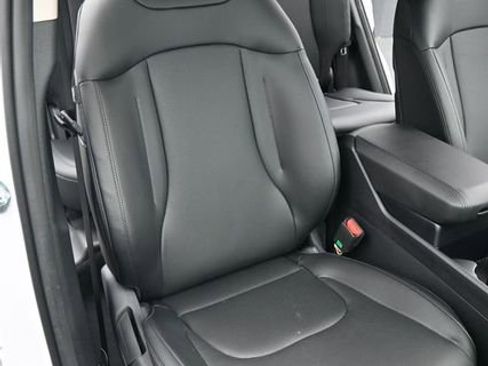 Used 2025 Kia Sportage EX w/ Premium Package FWD image 15