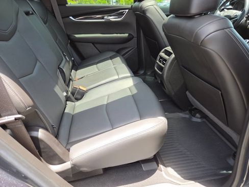 Used 2021 Cadillac XT5 Premium Luxury FWD image 18