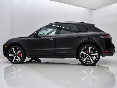 Certified 2026 Porsche Macan S AWD/4WD image 2