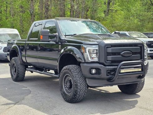 Used 2015 Ford F250 Lariat w/ Lariat Ultimate Package image 8