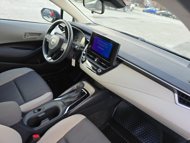 Used 2023 Toyota Corolla LE FWD image 41