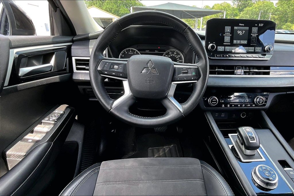 Used 2024 Mitsubishi Outlander SE AWD/4WD image 8