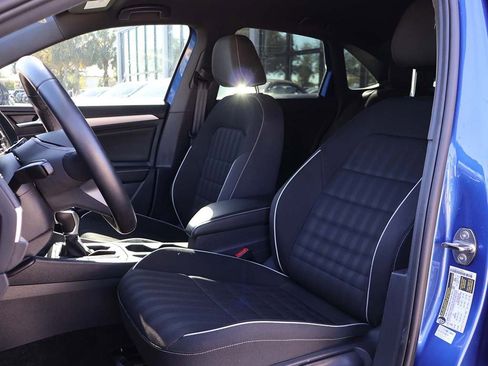 Used 2024 Volkswagen Jetta Sport image 27