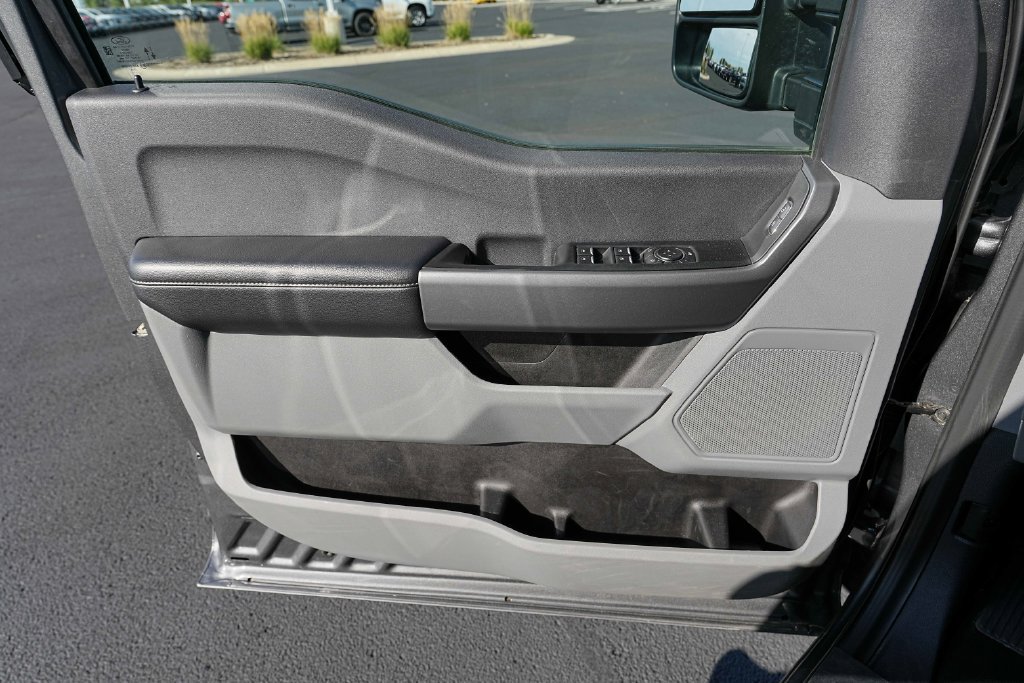 Used 2025 Ford F250 XLT AWD/4WD image 26