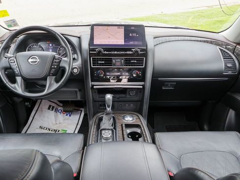 Used 2022 Nissan Armada Platinum w/ Captain's Chairs Package RWD image 6