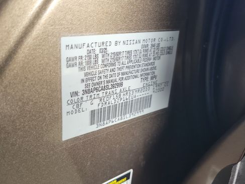 Certified 2025 Nissan Kicks SV FWD image 30
