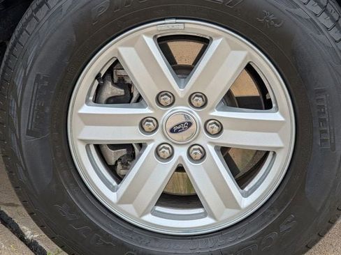 Used 2023 Ford F150 XLT AWD/4WD image 11