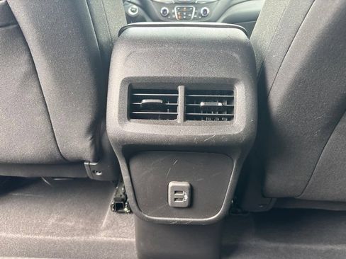 Used 2019 Chevrolet Equinox LT AWD/4WD image 31