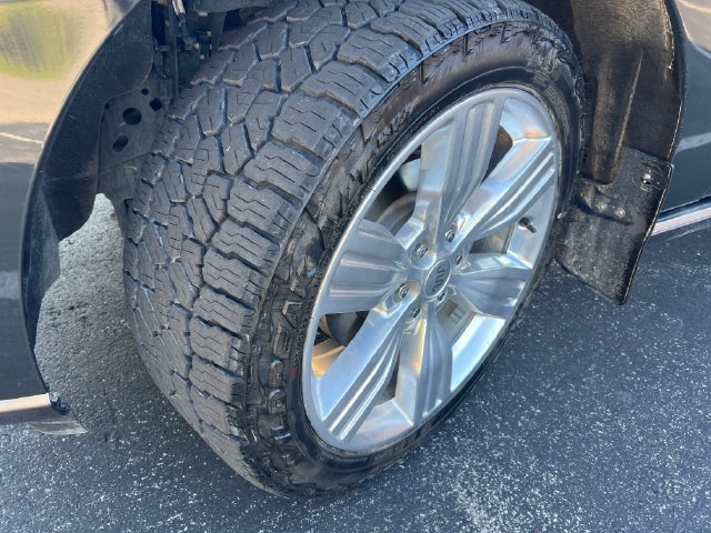 Used 2023 Ford Expedition Max King Ranch AWD/4WD image 16