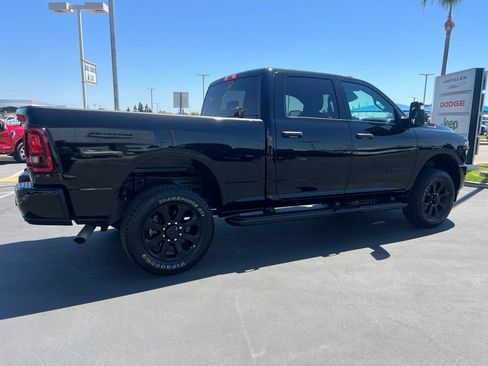 Used 2025 RAM 2500 Big Horn AWD/4WD image 16