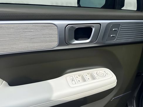 Used 2024 Hyundai Santa Fe Calligraphy FWD image 23