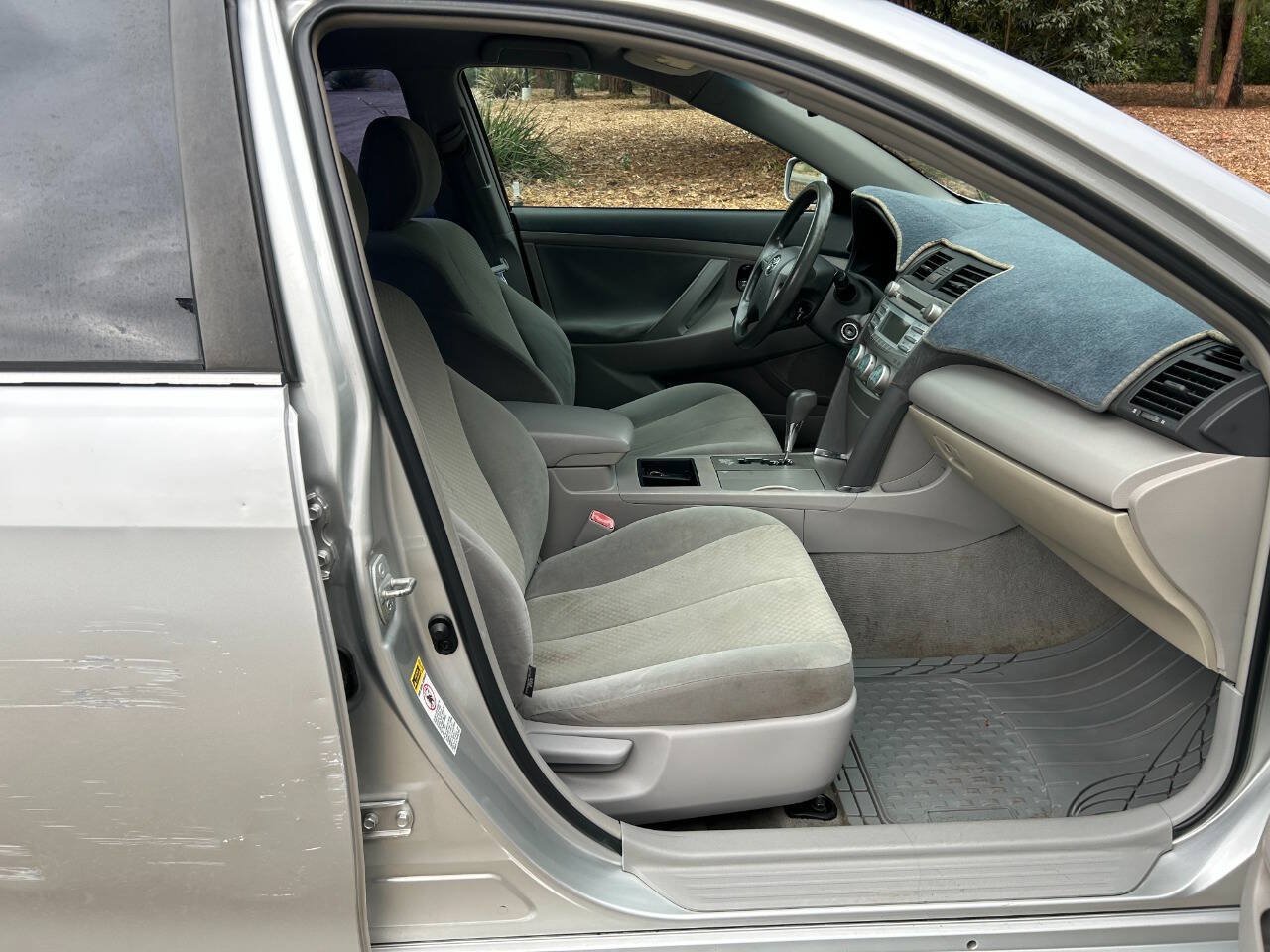 Used 2008 Toyota Camry LE FWD image 29