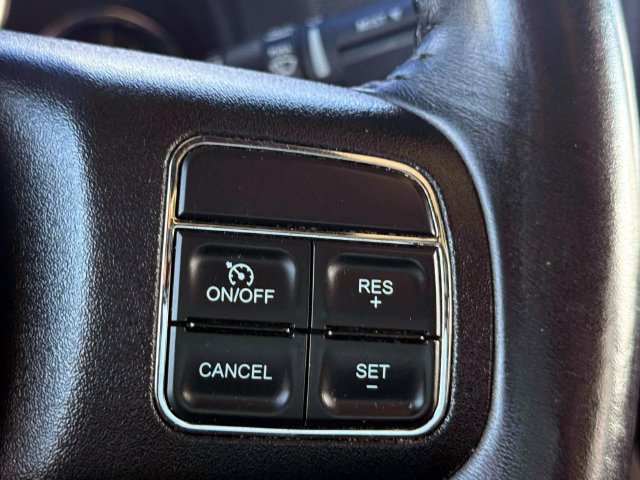 Used 2016 Jeep Wrangler Unlimited Rubicon w/ Connectivity Group AWD/4WD image 26