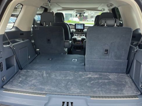 Used 2018 Lincoln Navigator Black Label AWD/4WD image 10