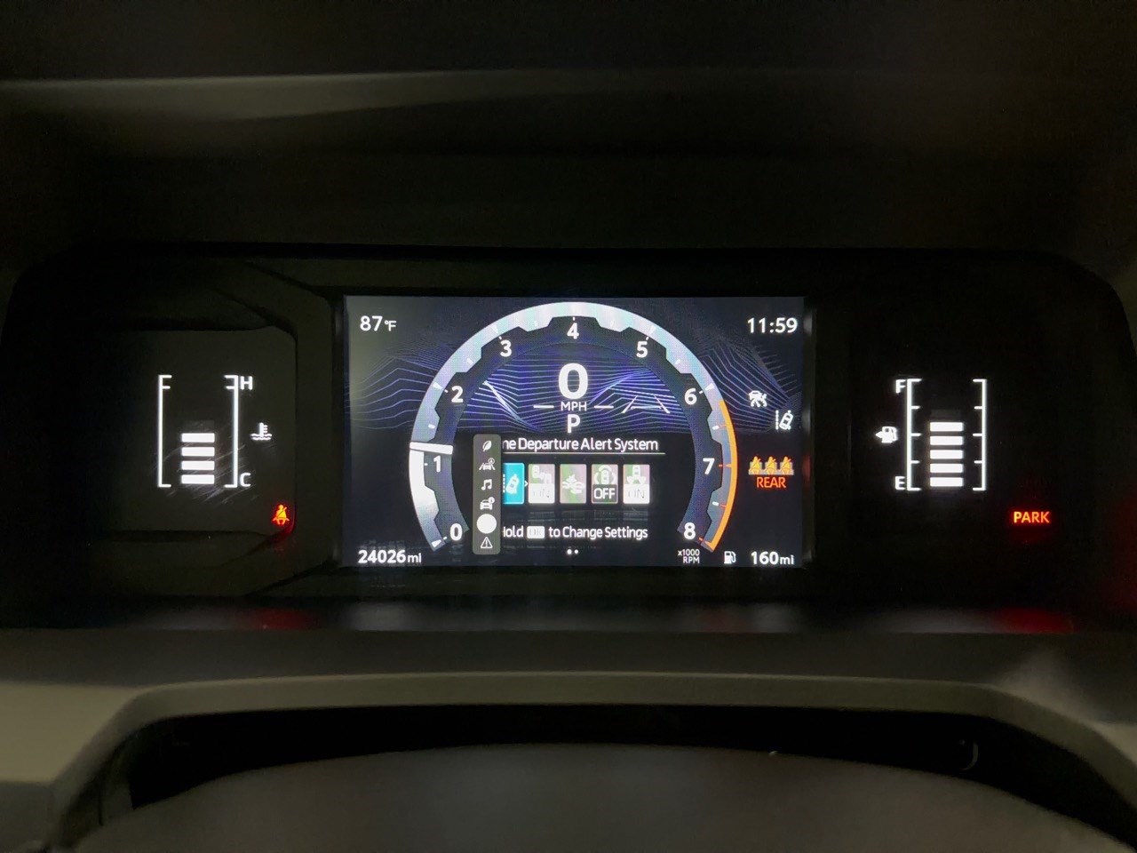 Used 2024 Toyota Tacoma SR5 AWD/4WD image 26