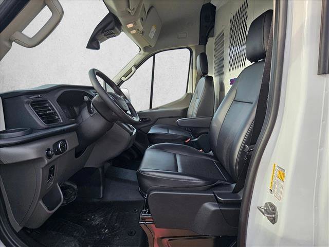 New 2026 Ford Transit 250 148 Medium Roof RWD image 4