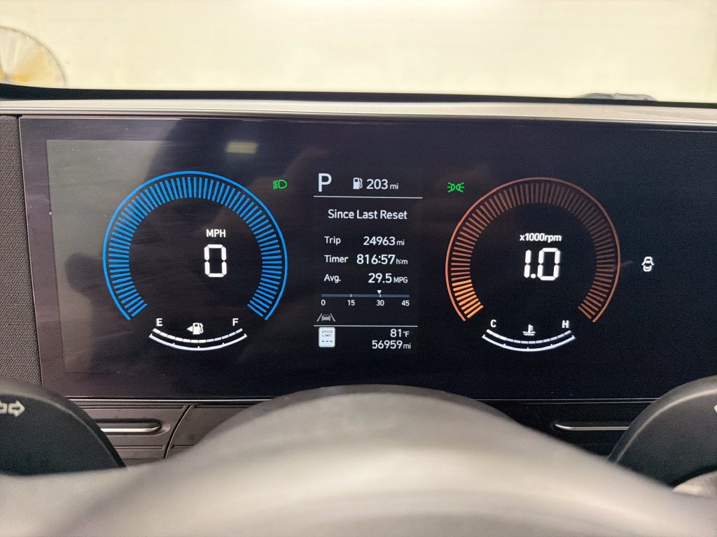 Used 2025 Hyundai Kona SEL FWD image 23