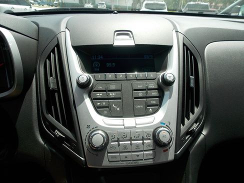 Used 2015 Chevrolet Equinox LS FWD image 7