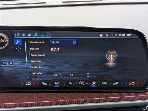 New 2026 Chevrolet Traverse Z71 w/ Driver Confidence Package image 11