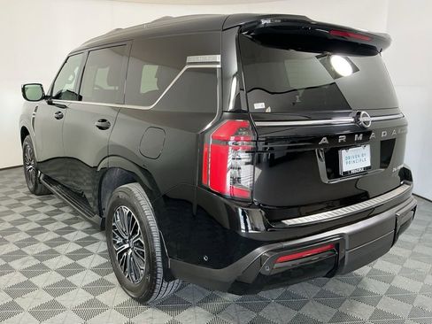 Used 2025 Nissan Armada Platinum image 7