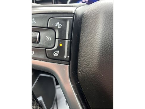 Used 2023 Chevrolet Silverado 1500 LT image 40