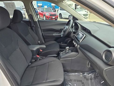 Used 2025 Nissan Kicks Play S FWD image 16