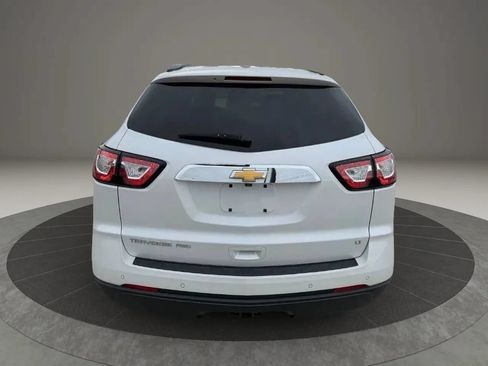 Used 2017 Chevrolet Traverse LT w/ Style and Technology Package AWD/4WD image 6