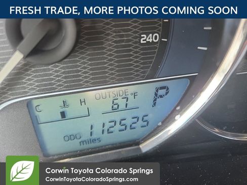 Used 2015 Toyota Corolla LE FWD image 13
