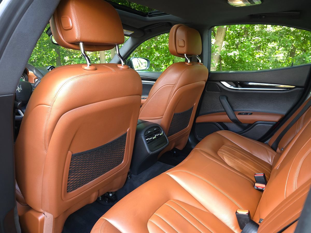 Used 2023 Maserati Ghibli Modena RWD image 14