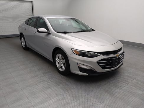 Used 2022 Chevrolet Malibu LT FWD image 13