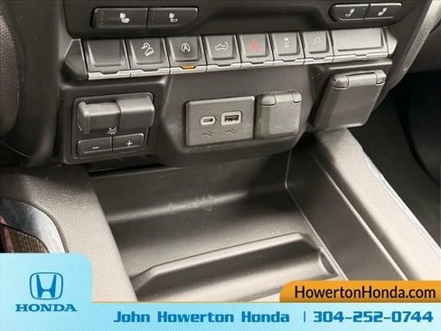 Used 2019 Chevrolet Silverado 1500 RST w/ All-Star Edition AWD/4WD image 26