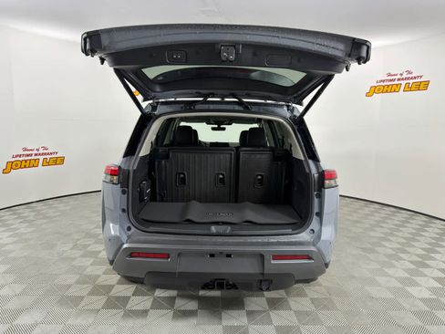 New 2026 Nissan Pathfinder Platinum AWD/4WD image 5