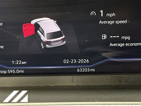 Used 2020 Volkswagen Tiguan SEL w/ Tiguan Two-Row MDO Package image 14