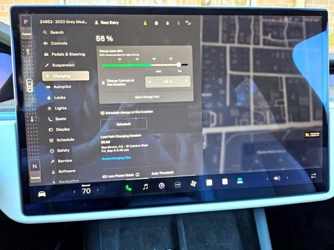 Used 2023 Tesla Model X image 43